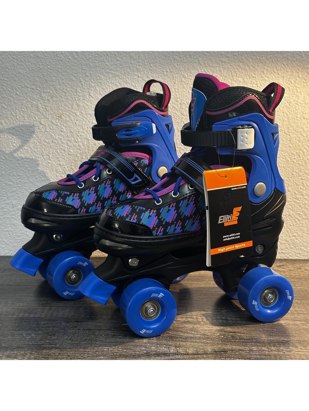 Eliiti Inline Skates Size M (EU 35-38, US 4-6) with Blue Wheels